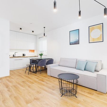 Apartments Supernova Near Tauron Arena By Noclegi Renters 크라쿠프 외부 사진