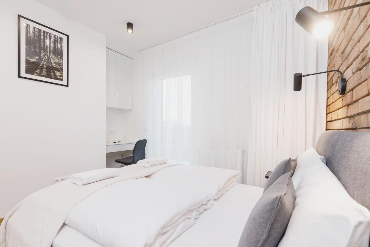 Apartments Supernova Near Tauron Arena By Noclegi Renters 크라쿠프 외부 사진