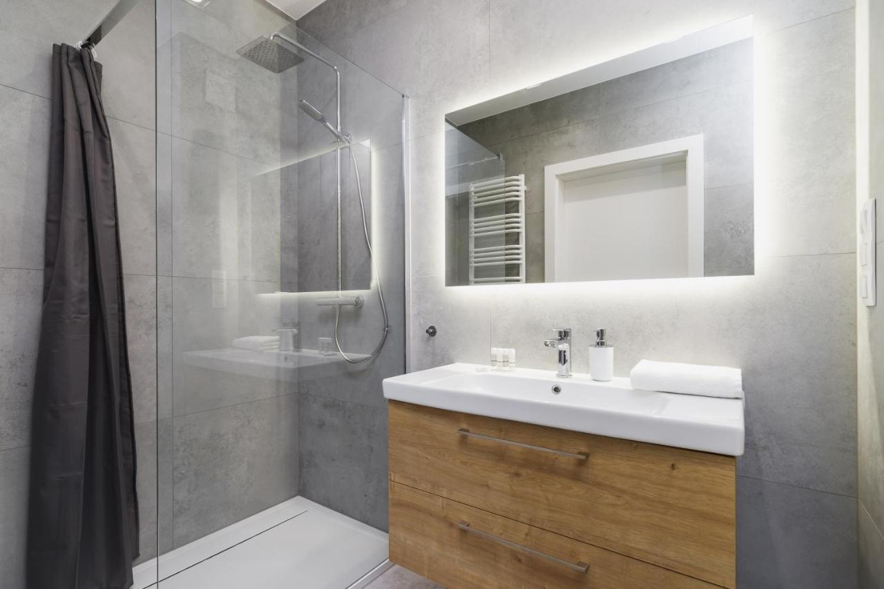 Apartments Supernova Near Tauron Arena By Noclegi Renters 크라쿠프 외부 사진